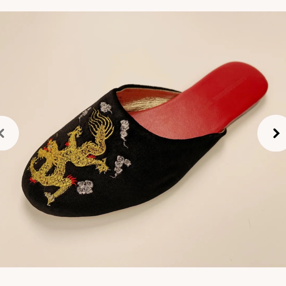 Chinoiserie no19 Embroidered dragon in black velvet mules slippers size 10